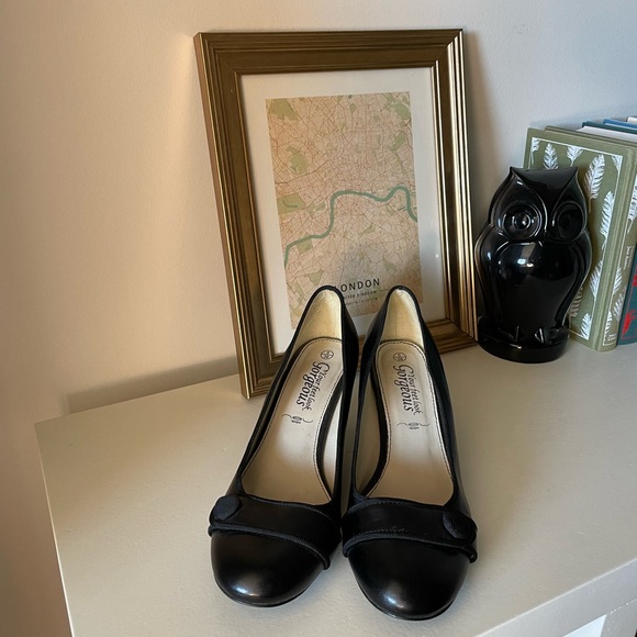 Black kitten heels - Picture 2 of 3